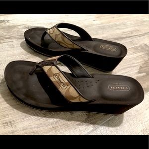 Coach platform sandal size 9 1/2